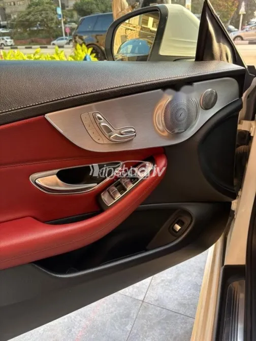 Mercedes C 180 2019 White Used for Sale - 6