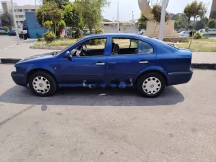 سكودا اوكتافيا A4 2009 أزرق غامق مستعملة للبيع