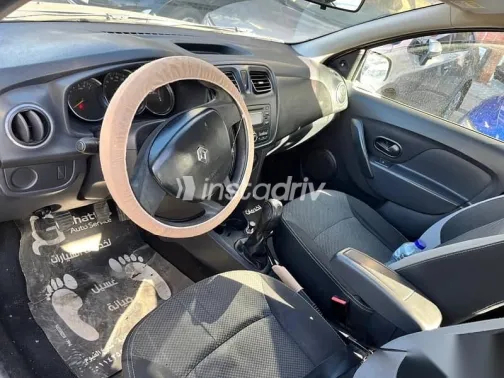 Renault Logan 2016 Silver Used for Sale - 3