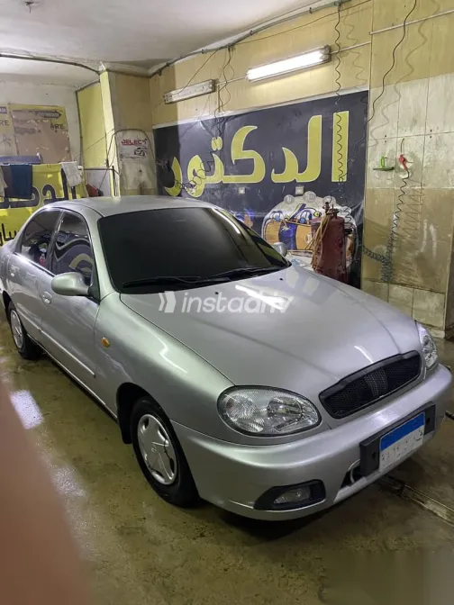 دايو لانوس 2006 فضي مستعملة للبيع - 5