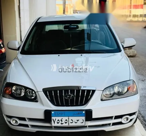 هيونداي افانتي 2003 أبيض مستعملة للبيع - 3