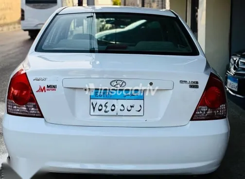 هيونداي افانتي 2003 أبيض مستعملة للبيع - 7