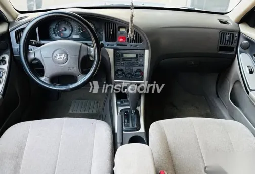 هيونداي افانتي 2003 أبيض مستعملة للبيع - 8