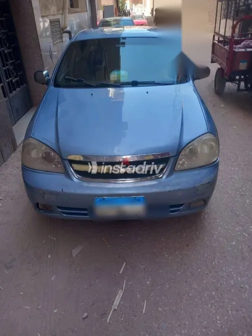 شيفروليه أوبترا 2010 أزرق غامق مستعملة للبيع - 1
