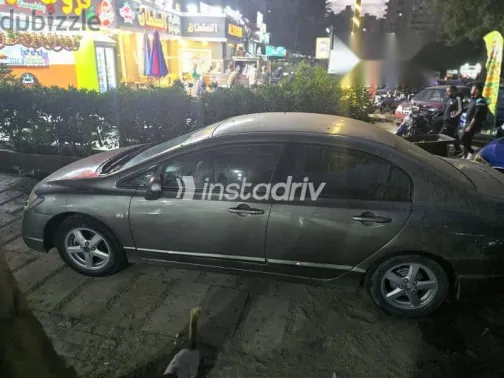 هوندا سيفك 2008 ذهبي مستعملة للبيع - 2