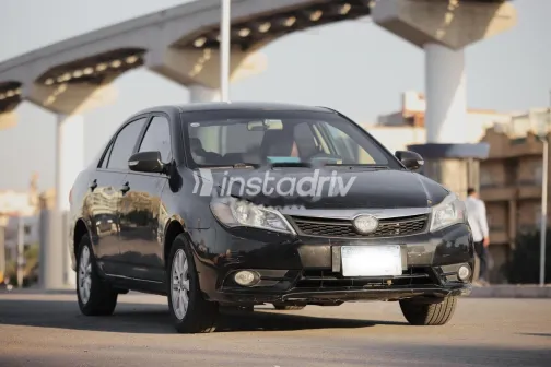 بى واى دى‬ F3 2022 أبيض مستعملة للبيع - 4