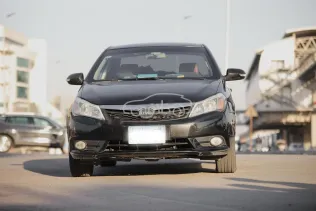 بى واى دى‬ F3 2022 أبيض مستعملة للبيع