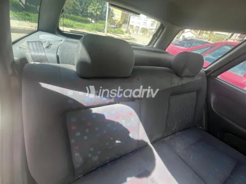 فولكس فاغن باراتى 2004 ذهبي مستعملة للبيع - 6