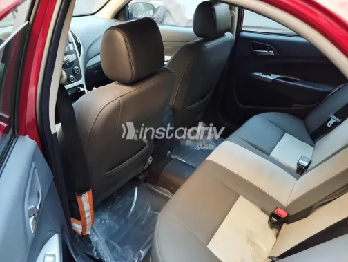 بى واى دى‬ F3 2022 أبيض مستعملة للبيع - 2