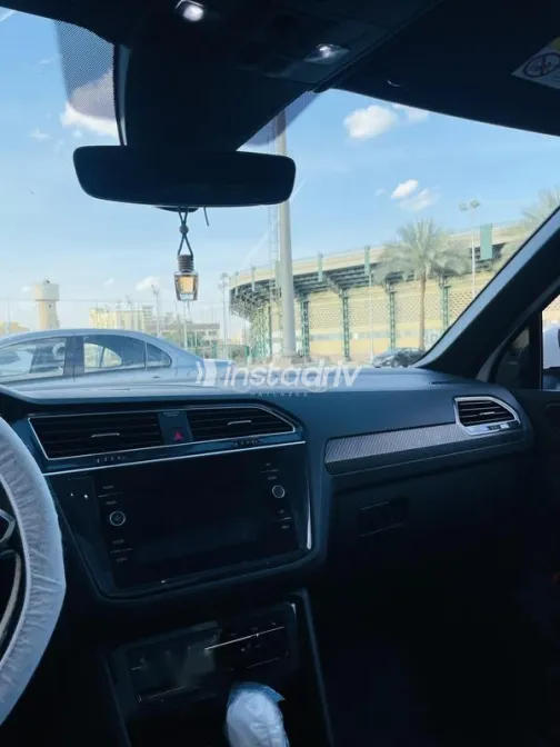 Volkswagen Tiguan 2023 White Used for Sale - 5