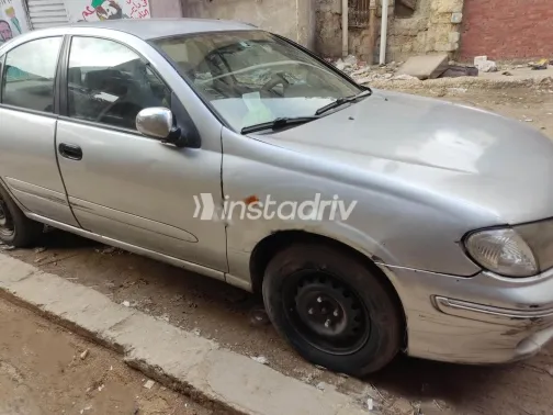 نيسان صنى 2001 رمادي مستعملة للبيع - 4