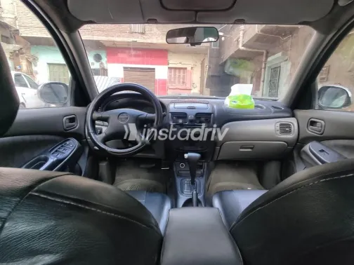 نيسان صنى 2001 رمادي مستعملة للبيع - 7