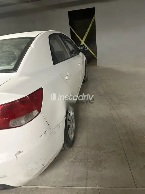 Kia Cerato 2010 White Used for Sale - 2
