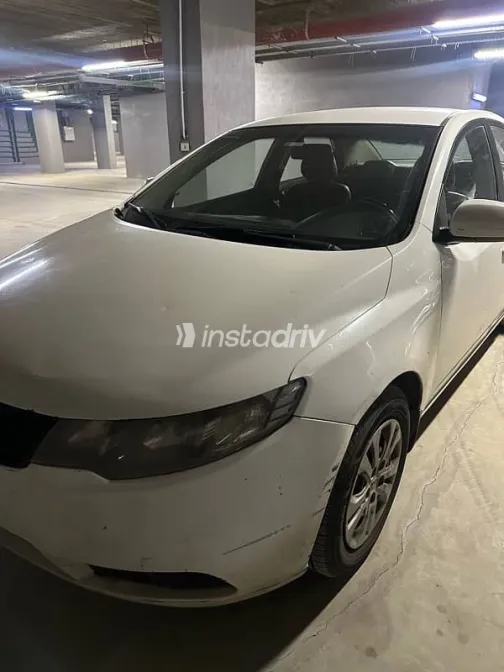 Kia Cerato 2010 White Used for Sale - 5