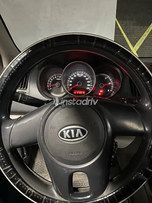 Kia Cerato 2010 White Used for Sale - 8