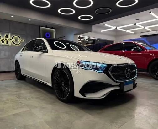 مرسيدس E 200 2024 أبيض مستعملة للبيع - 2
