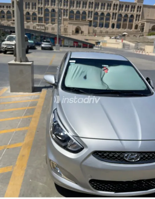 هيونداي اكسنت RB 2025 أبيض مستعملة للبيع - 5