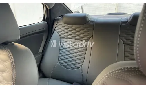 هيونداي اكسنت RB 2025 أبيض مستعملة للبيع - 6