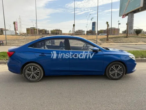 ام جى 5 2021 أبيض مستعملة للبيع - 1