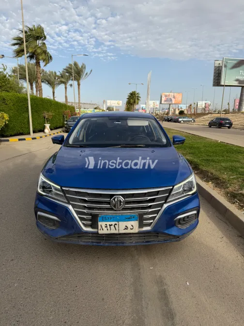 ام جى 5 2021 أبيض مستعملة للبيع - 2