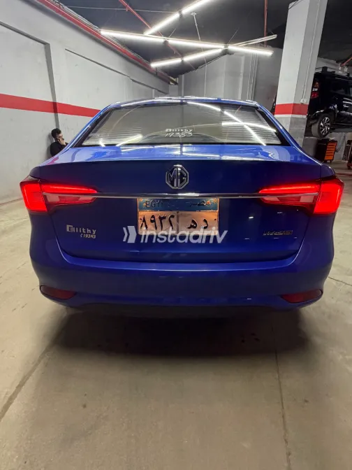 ام جى 5 2021 أبيض مستعملة للبيع - 3