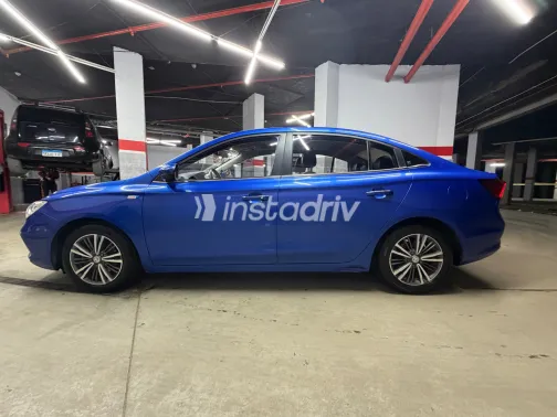 ام جى 5 2021 أبيض مستعملة للبيع - 9