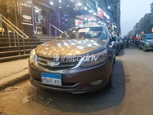 شيفروليه أوبترا 2015 أبيض مستعملة للبيع - 2