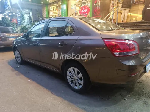 شيفروليه أوبترا 2015 أبيض مستعملة للبيع - 5