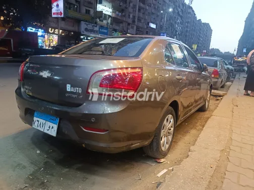 شيفروليه أوبترا 2015 أبيض مستعملة للبيع - 6