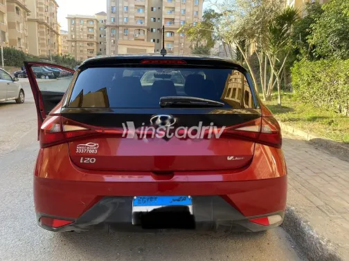هيونداي I20 2021 أبيض مستعملة للبيع - 3