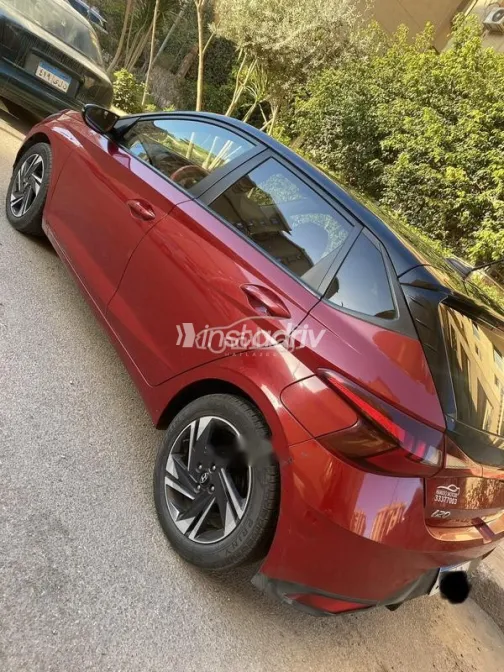 هيونداي I20 2021 أبيض مستعملة للبيع - 6