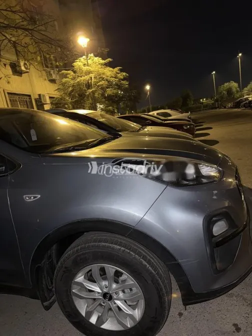 Kia Sportage 2021 Gray Used for Sale - 2