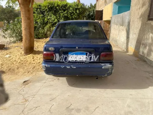 كيا برايد 2000 أزرق غامق مستعملة للبيع - 9