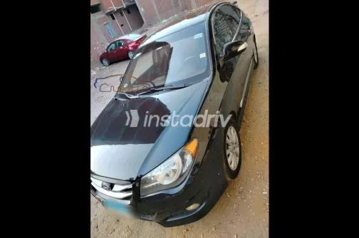 هيونداي إلنترا اتش دى 2018 أبيض مستعملة للبيع - 5