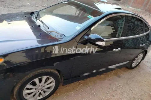 هيونداي إلنترا اتش دى 2018 أبيض مستعملة للبيع - 9