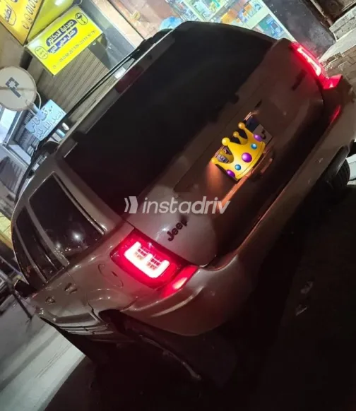 Jeep Grand Cherokee 1999 Gold Used for Sale - 5