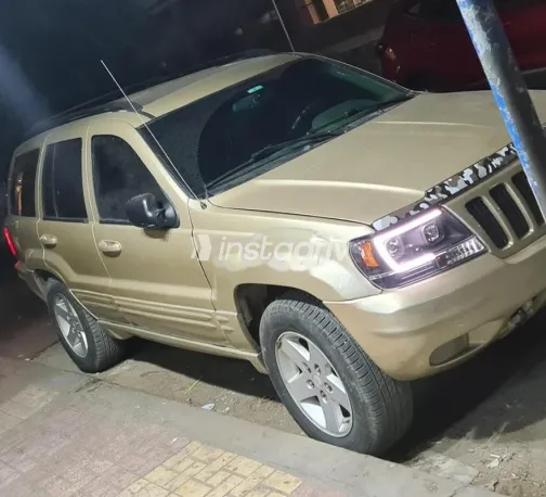 Jeep Grand Cherokee 1999 Gold Used for Sale - 6