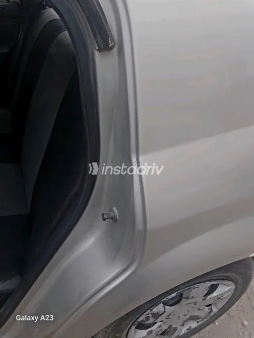 رينو لوجان 2011 أبيض مستعملة للبيع - 1