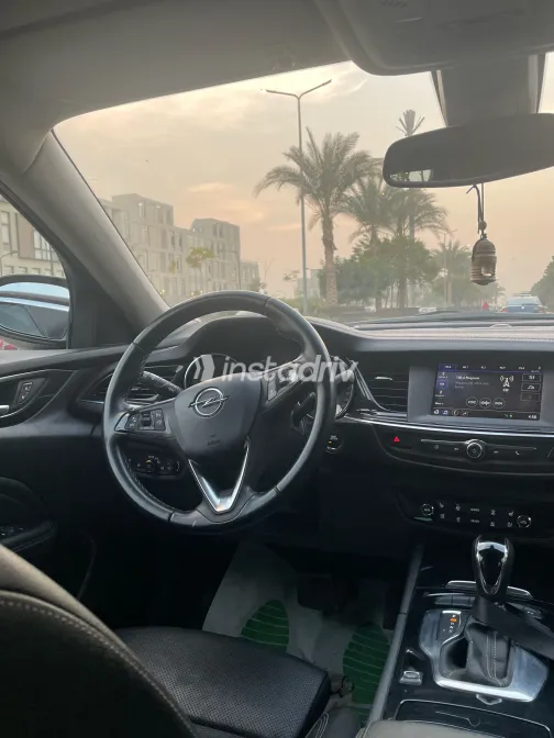 اوبل أنسيجنيا 2019 أبيض مستعملة للبيع - 3