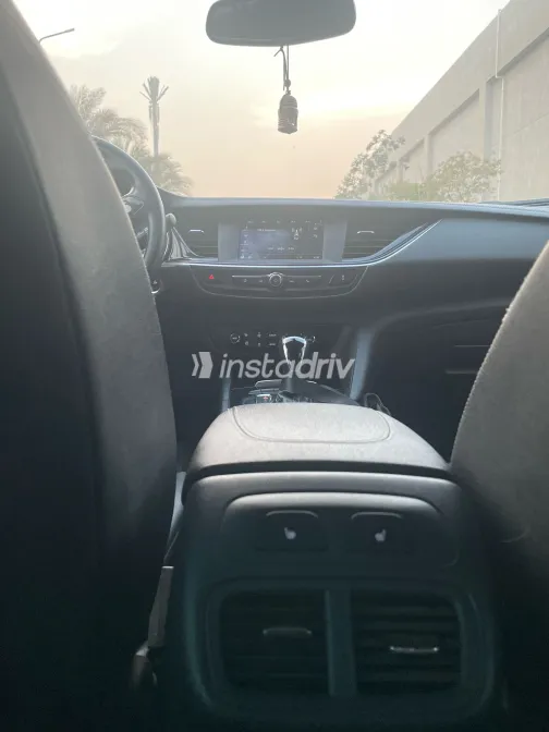 اوبل أنسيجنيا 2019 أبيض مستعملة للبيع - 7