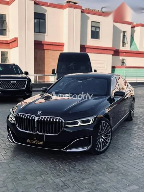 بي ام دبليو 730 2021 رمادي مستعملة للبيع - 1