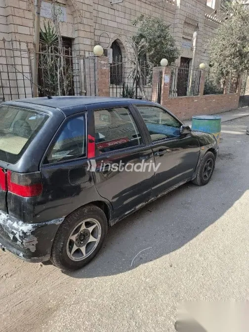 سيات ابيزا 1998 أسود مستعملة للبيع - 4