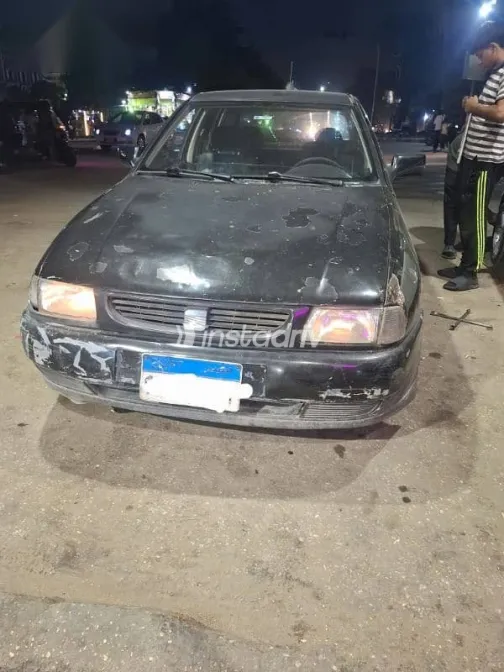 سيات ابيزا 1998 أسود مستعملة للبيع - 9