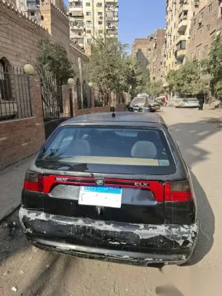سيات ابيزا 1998 أسود مستعملة للبيع