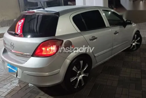 اوبل أسترا 2008 فضي مستعملة للبيع - 4