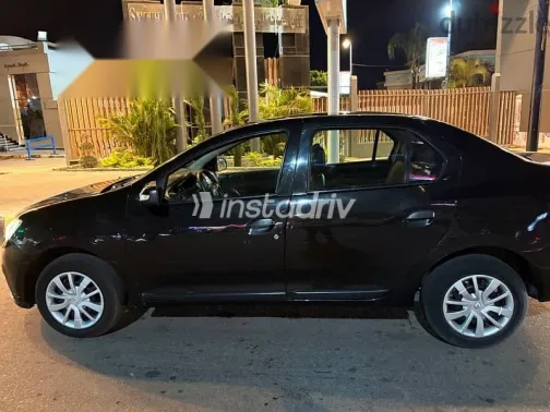 Renault Logan 2018 Black Used for Sale - 2