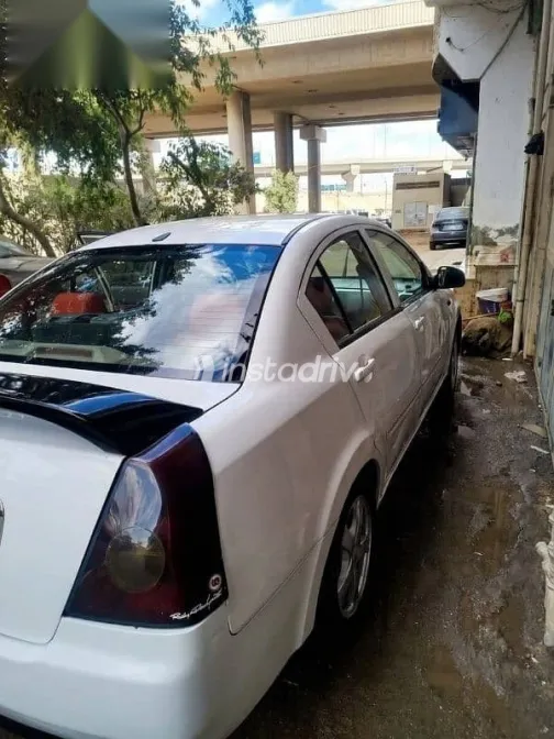 اسبيرانزا A516 2010 أبيض مستعملة للبيع - 6