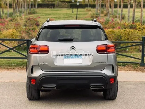 سيتروين C5 2025 رمادي مستعملة للبيع - 6