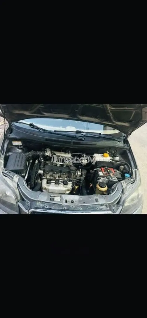شيفروليه افيو 2015 رمادي مستعملة للبيع - 9