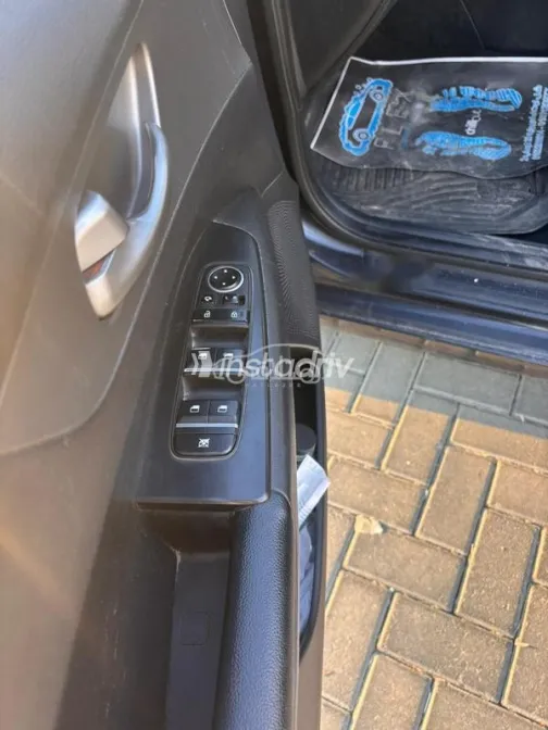 كيا جراند سيراتو 2019 أبيض مستعملة للبيع - 6